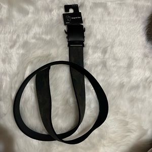 Original Use Camouflage Stretch Belt Mens Size Medium (32-36)